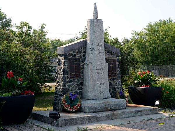 The Pas War Memorial