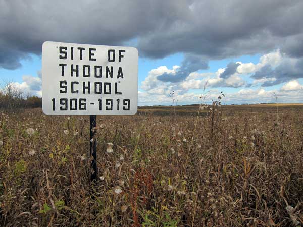 Thoona School commemorative sign