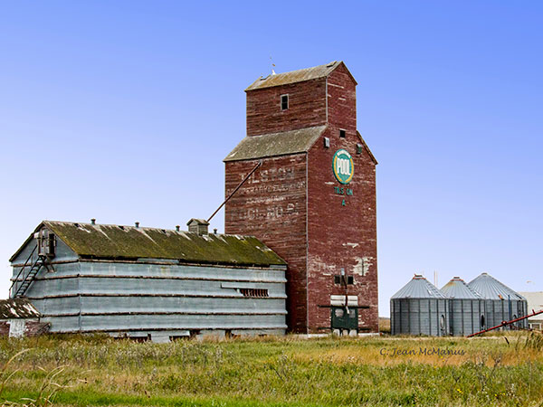Former Manitoba Pool grain elevator A at Tilston