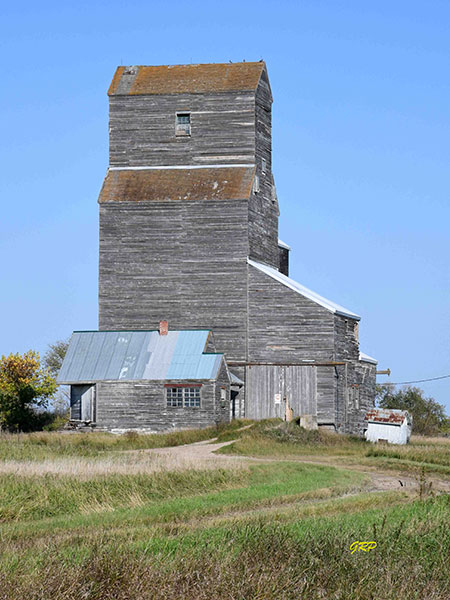 Former Lake of the Woods grain elevator at Tilston