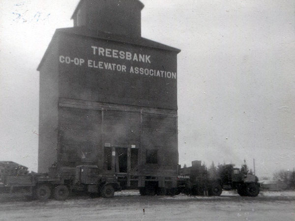 Moving the Treesbank grain elevator