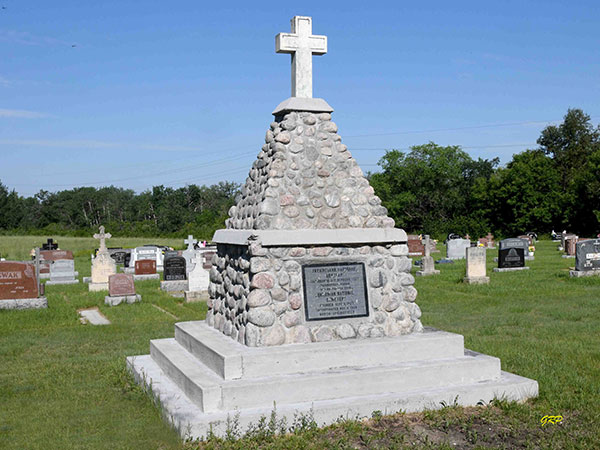 Monument in the Ukrainian National Cemetery