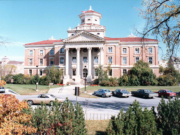 West view of the University&rsquo;s Administration Building