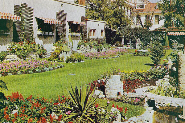 Postcard view of Van Kirk Gardens