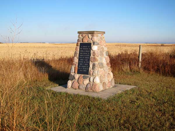 Viola Dale commemorative monument