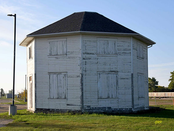Virden Agricultural Society Display Building