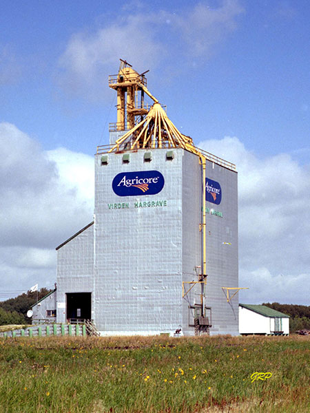 Agricore grain elevator at Virden