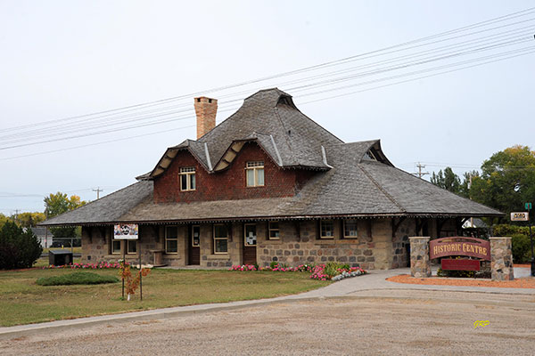 Canadian Pacific Railway station at Virden