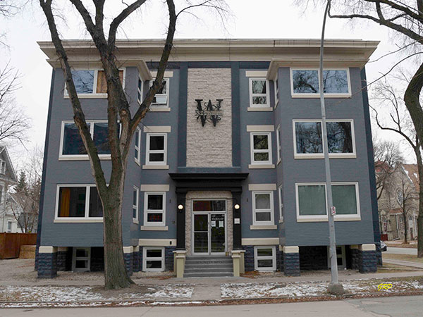 Wauneta Apartments