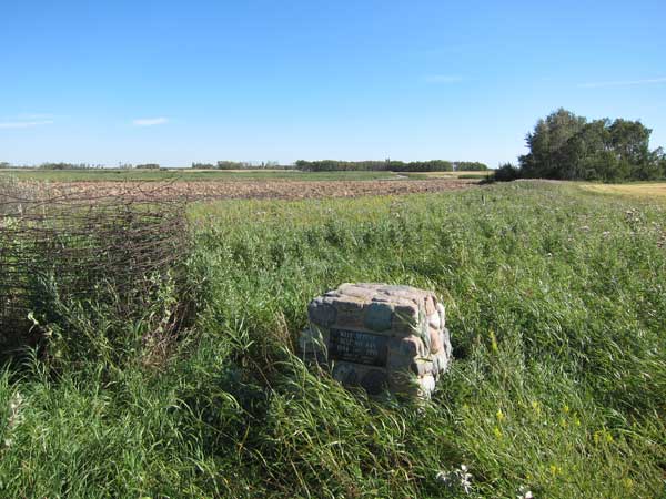 Weir School commemorative monument