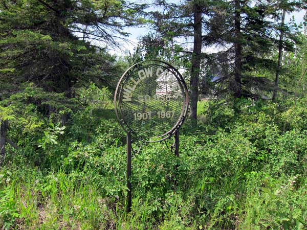 Willow Creek School commemorative sign