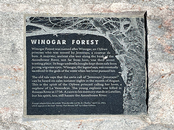 Commemorative plaque on Winogar Forest Monument