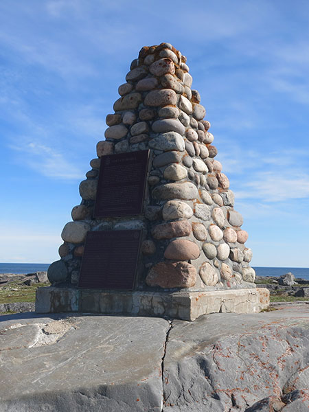 Jens Munk Commemorative Plaque