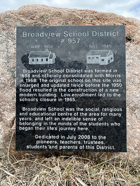 Plaque on Broadview School commemorative monument