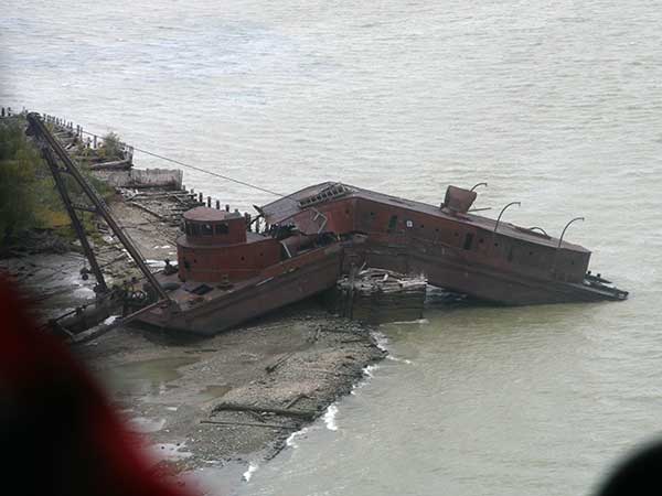 The dredge Port Nelson aground on the artificial island