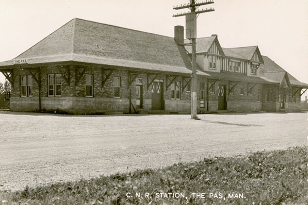 Postcard view of the Canadian National Railway station at The Pas