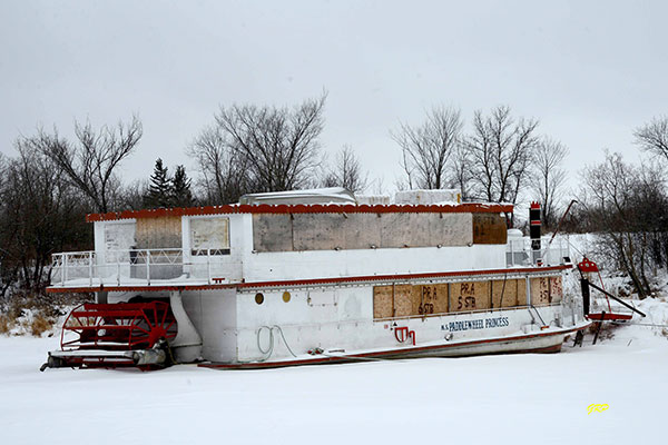 Paddlewheel Princess in the Selkirk Slough before the fire